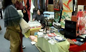 産業会館 きものフリーマーケット2012 産業会館 きものフリーマーケット2012